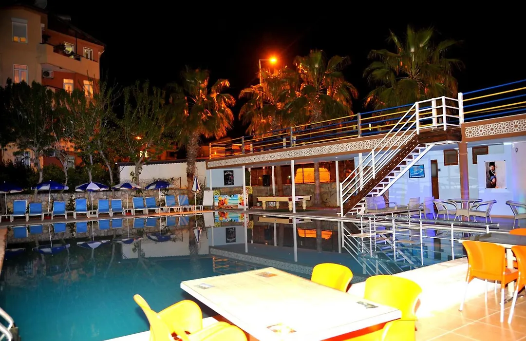 Selge Hotel Side-1